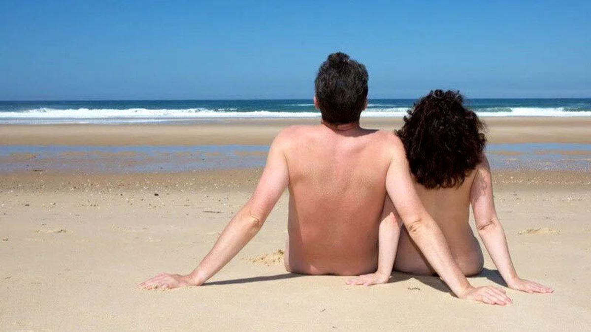 bassima arda add nude beach action photo