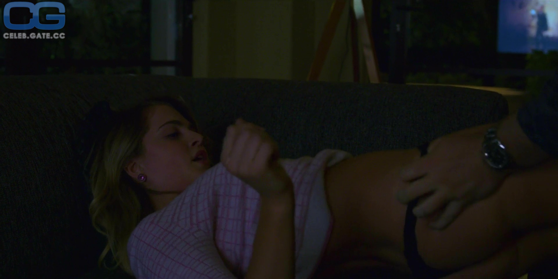 ben anglen recommends Thick ebony solo porn darryl dilger add anne winters naked image