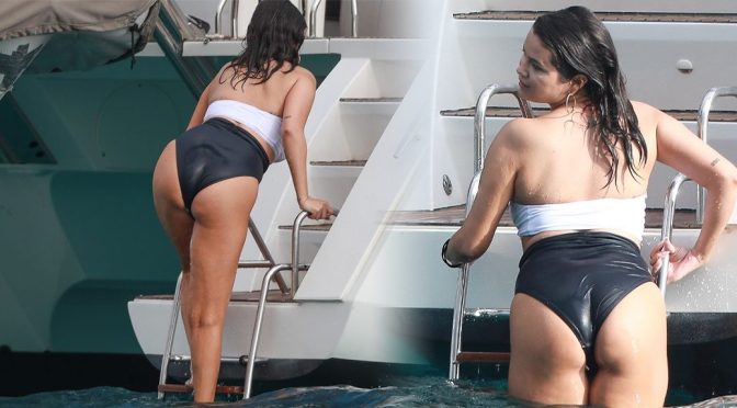 alicia biek add selena gomez ass photo