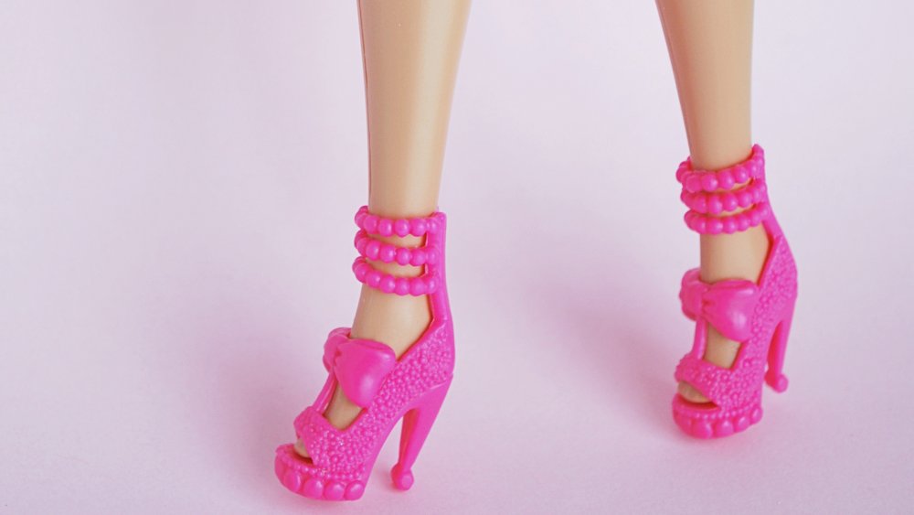 Barbie Foot Fetish bettie bomdage richelle ryan bj